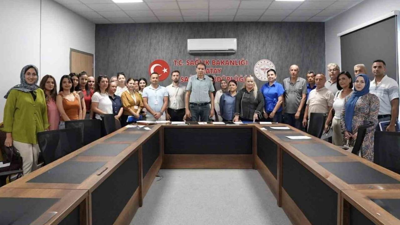 Hatay'da meslek lisesi öğrencilerinin uygulamalı sağlık eğitimleri masaya yatırıldı
