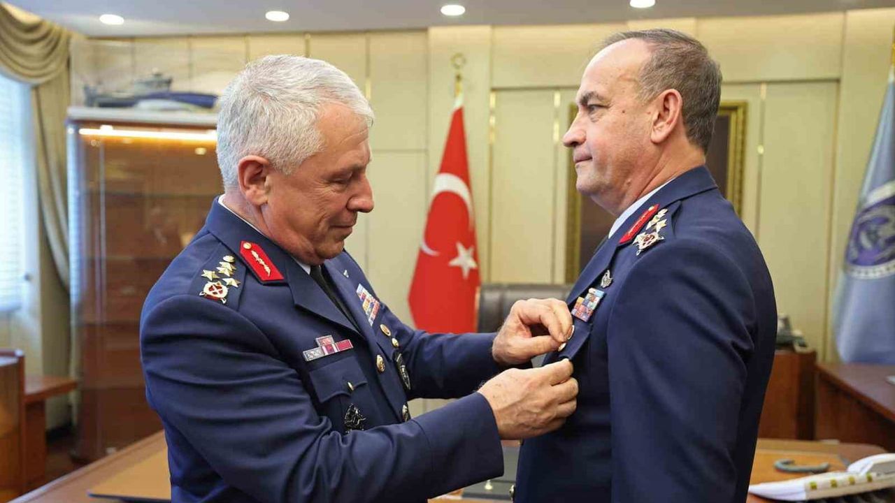 Hava Kuvvetleri'nde komutan değişimi: Kadıoğlu görevini Dalkıran'a devretti