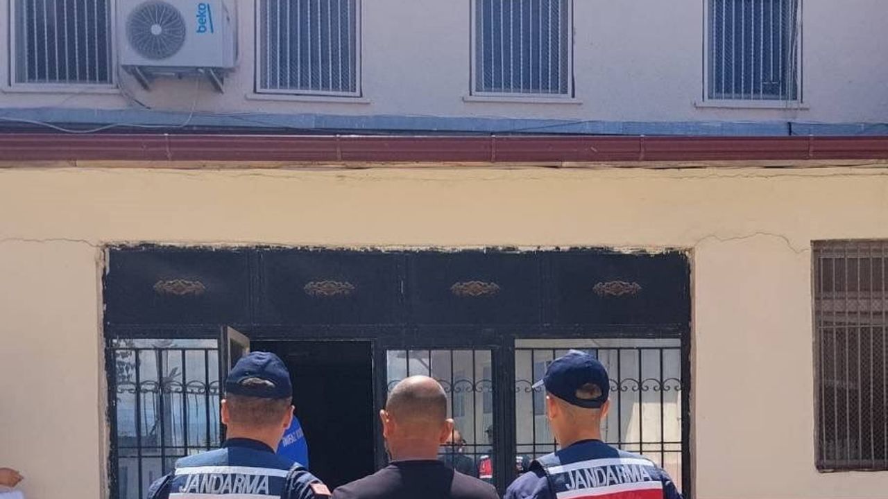 Havza'da yol denetiminde cezası kesinleşen kişi cezaevine gönderildi