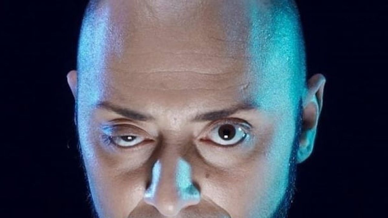 Hayko Cepkin 'ELECTRIC' ile sahnede sekiz şehir dolaşacak