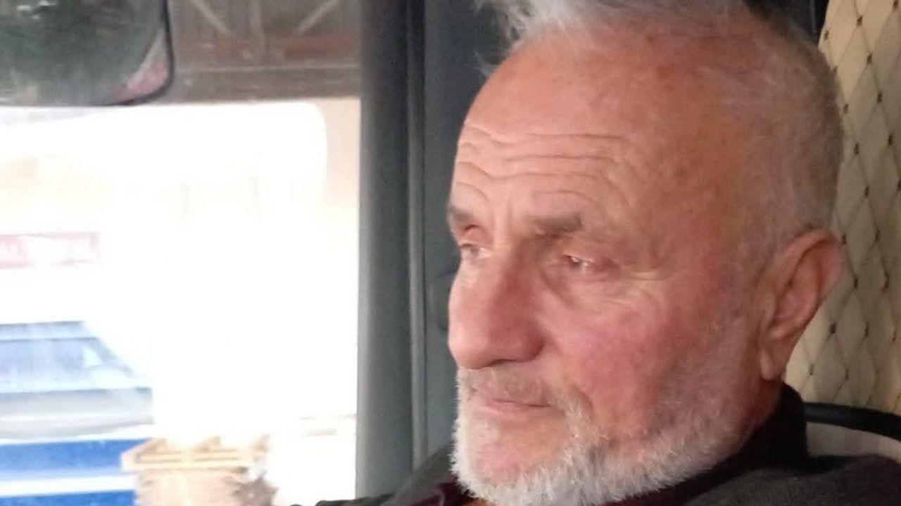Hendek'te traktör devrildi, sürücü yaşamını yitirdi