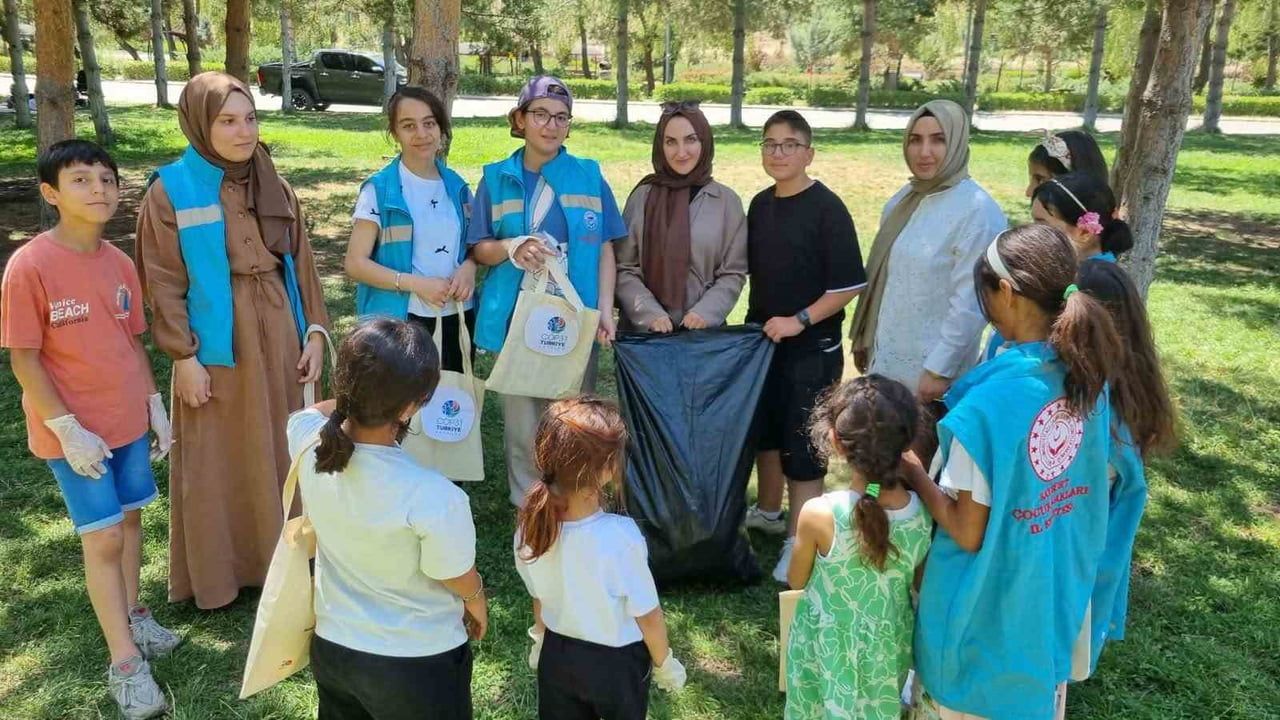 Herfene ile doğada sıfır atık bilinci güçlendirildi