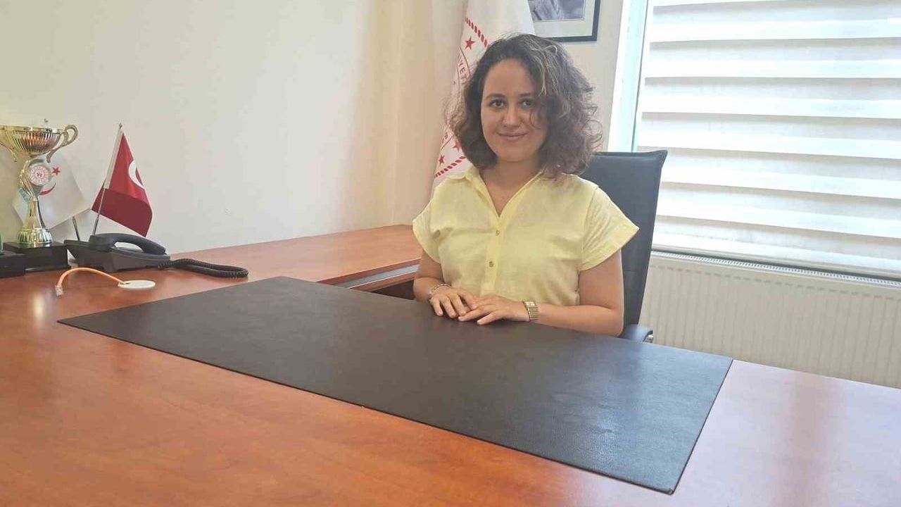 Hisarcık'ta dahiliye polikliniğinde yeni dönem: Melike Köle göreve başladı