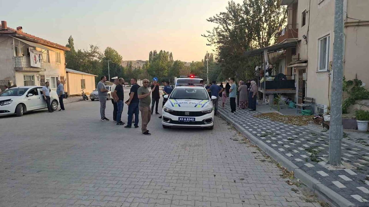 Hisarcık'ta trafikte çarpışma: elektrikli bisiklet sürücüsü 14 yaşında yaralandı