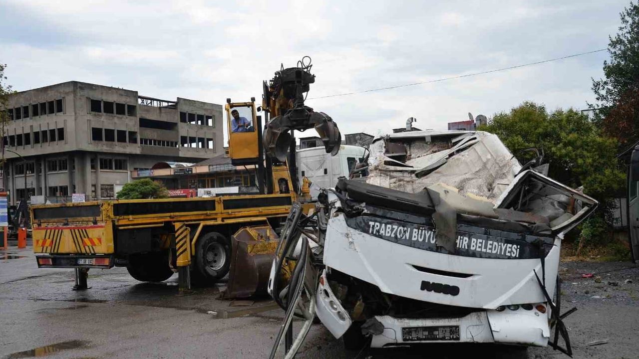 Hurdaya ayrılan 37 araç belediyeden savunma sanayine köprü kurdu