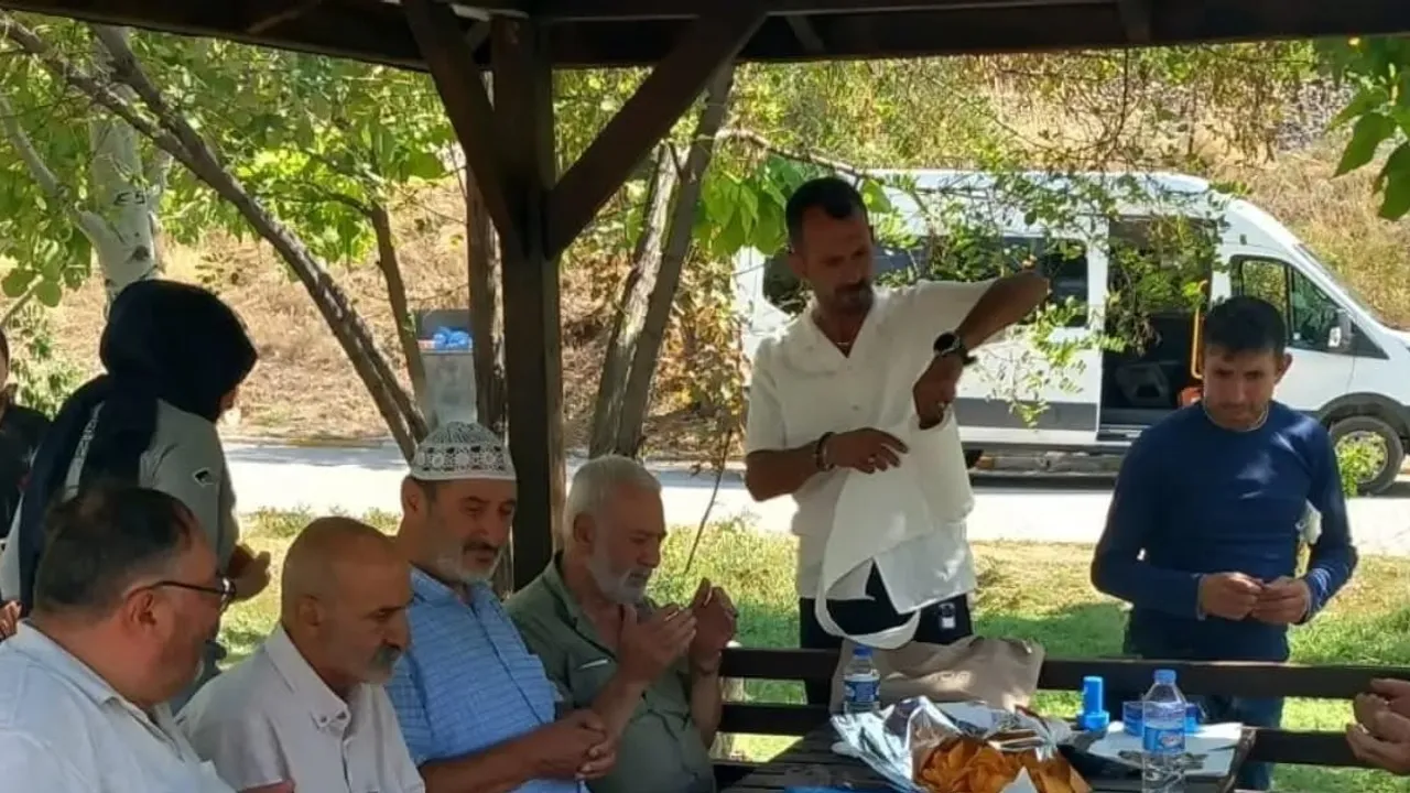 Huzurevinde vefa buluşması: Mevlid-i Nebi Haftası ziyareti