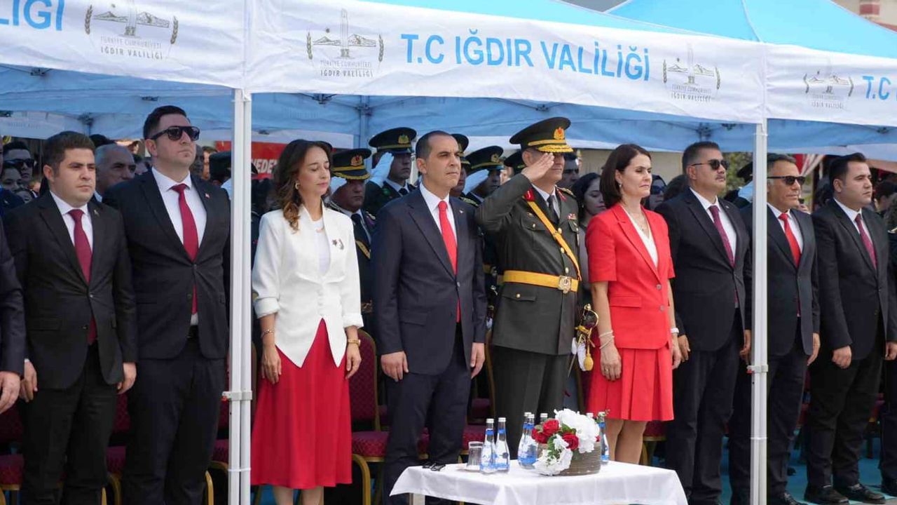 Iğdır'da 30 Ağustos coşkuyla kutlandı: Atatürk anıtından Vali Yolu'na törenler