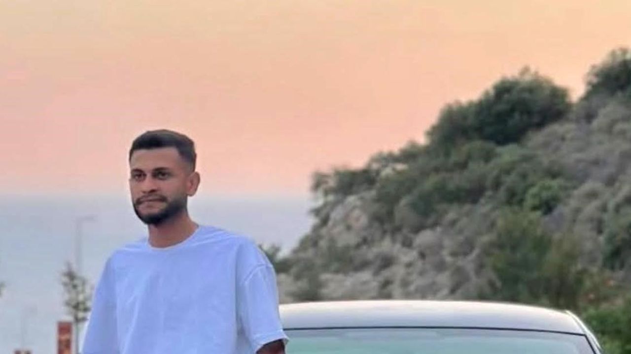 İhbar yolunda kaza: Fethiye'de motosiklet sürücüsü yaşamını yitirdi, iki polis yaralandı