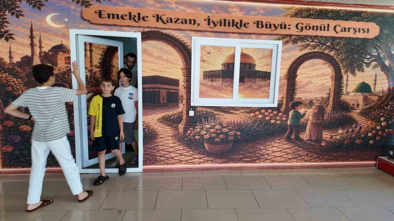 İmamın gönül çarşısı camiye çocuk neşesi getirdi