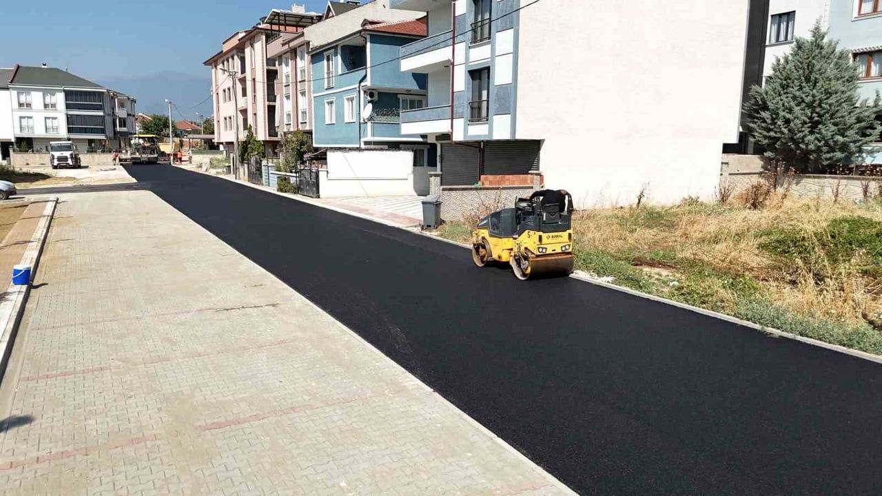 İnegöl yeni mahalleye 64 araç kapasiteli ücretsiz otopark kazandırdı