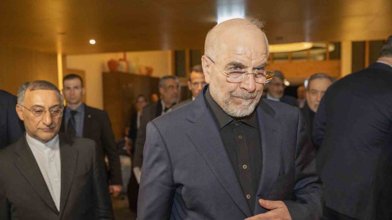 İran'dan uyarı: Hürmüz Boğazı şartlar yerine gelene dek açılmayacak