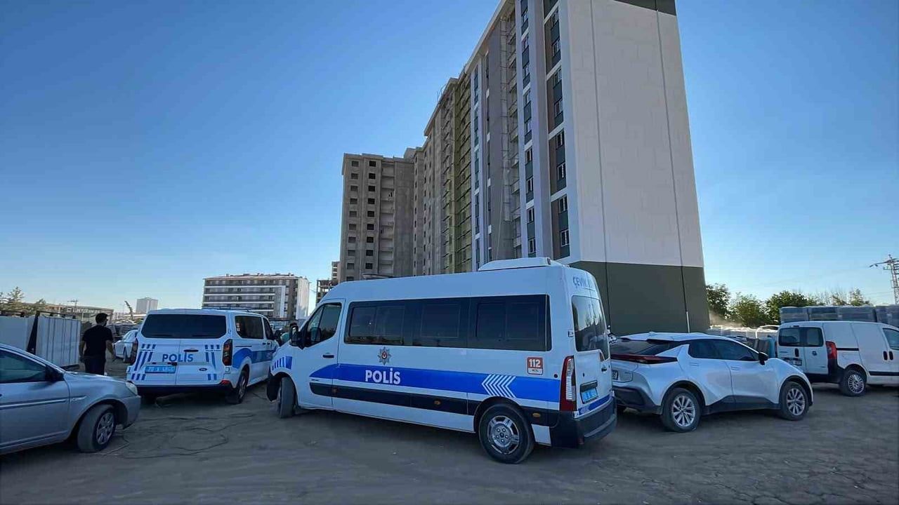 İş güvenliği tartışılacak: Karaman'da asansör boşluğuna düşen işçi yaşamını yitirdi
