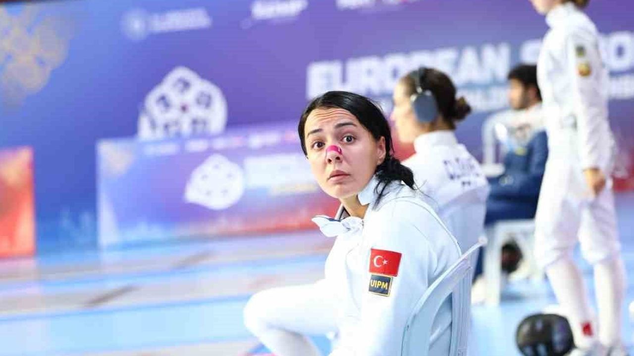 İstanbul'da iki millî kadın yarışçı yarı finalde: İlke Özyüksel Mihrioğlu ve Sıdal Aslan