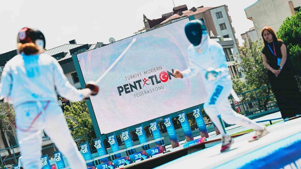 İstanbul'da modern pentatlonda ilk altınlar İsviçre ve Fransa