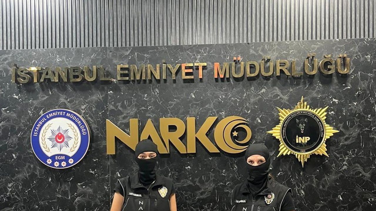 İstanbul'da saklanan kırmızı bültenli Fas uyruklu kadın iade sürecine sevk edildi