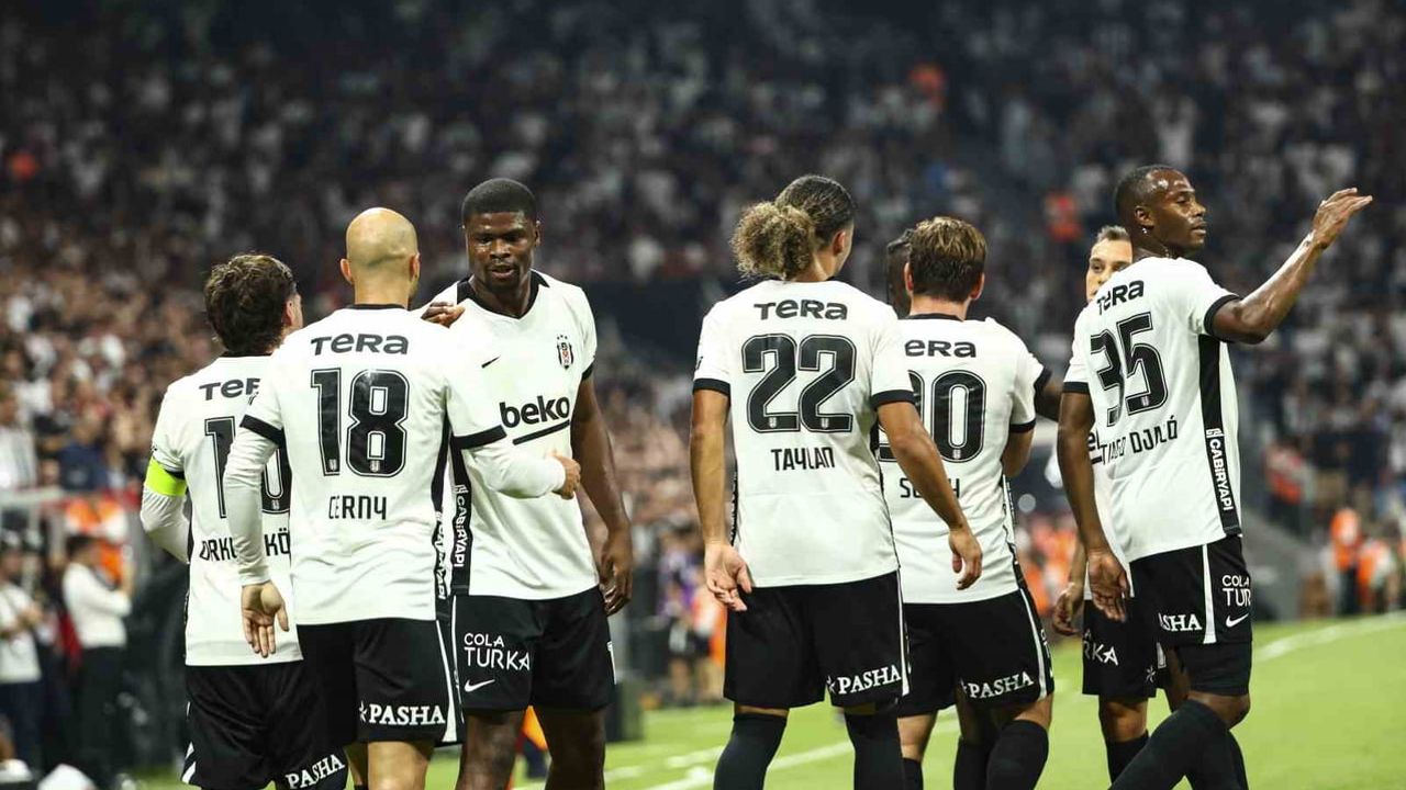 İtalyan çalıştırıcıyla Beşiktaş 5'te 5 yaptı