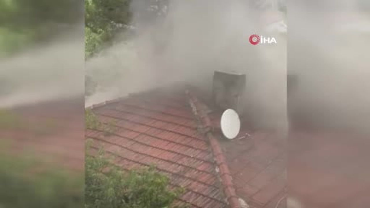 Itfaiye ekipleri Karamürsel'de yangında mahsur kalan engelli kadını kurtardı