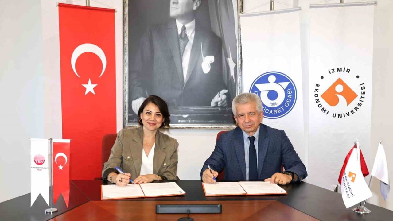 İzmir Ekonomi Üniversitesi ve TEV gençlerin eğitimine beş yıllık ortaklıkla destek veriyor