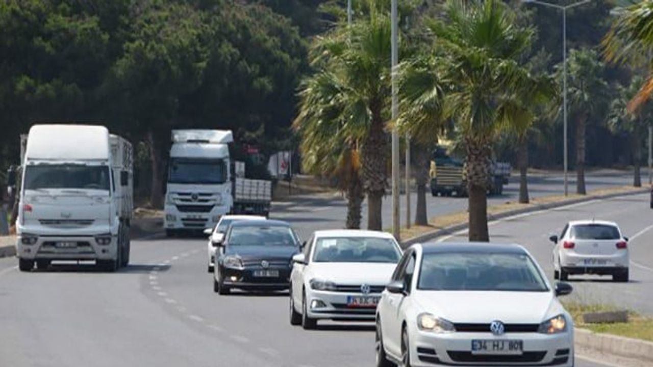 İzmir trafiğine temmuzda 12 bin 138 yeni araç kaydedildi, il üçüncü sırada