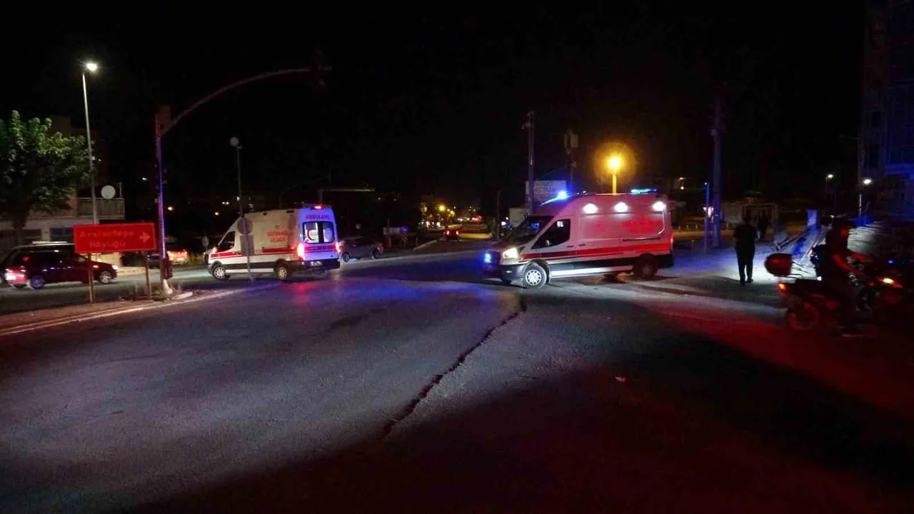Kaçan sürücünün peşinde: Malatya'da motosiklet kazasında iki kardeş yaralandı