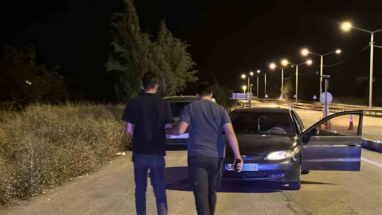 Kaçış rotası 40 kilometre: çalıntı araçla süren kovalamaca Burdur'da bitti