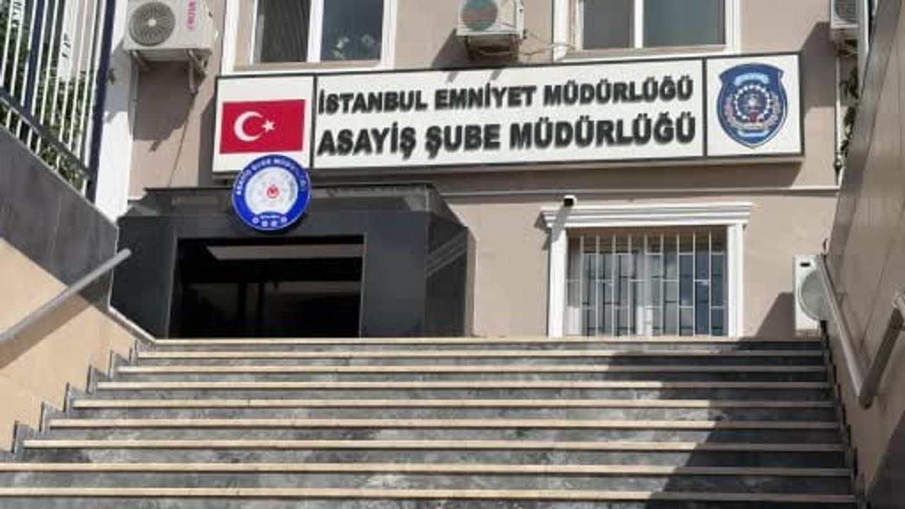 Kadıköy'de bir kafede yakalandı: Ponzi Mine hakkında 20 yıl kesinleşmiş hapis cezası bulunuyor