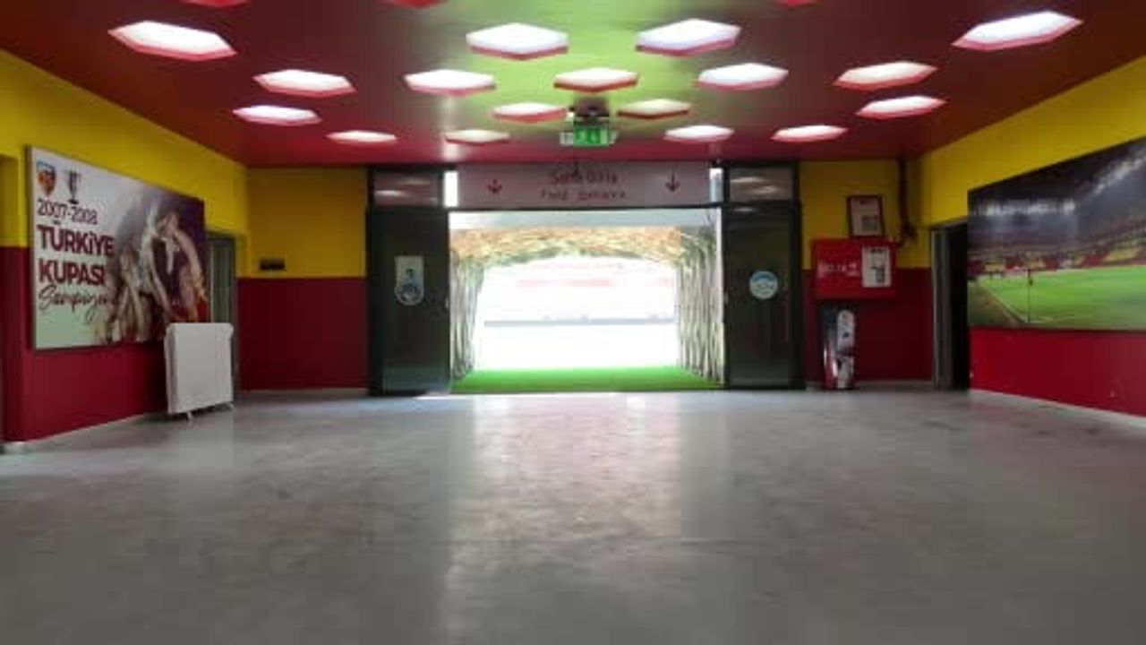 Kadir Has stadyumu 91 gün sonra tribünlere yeniden hayat veriyor