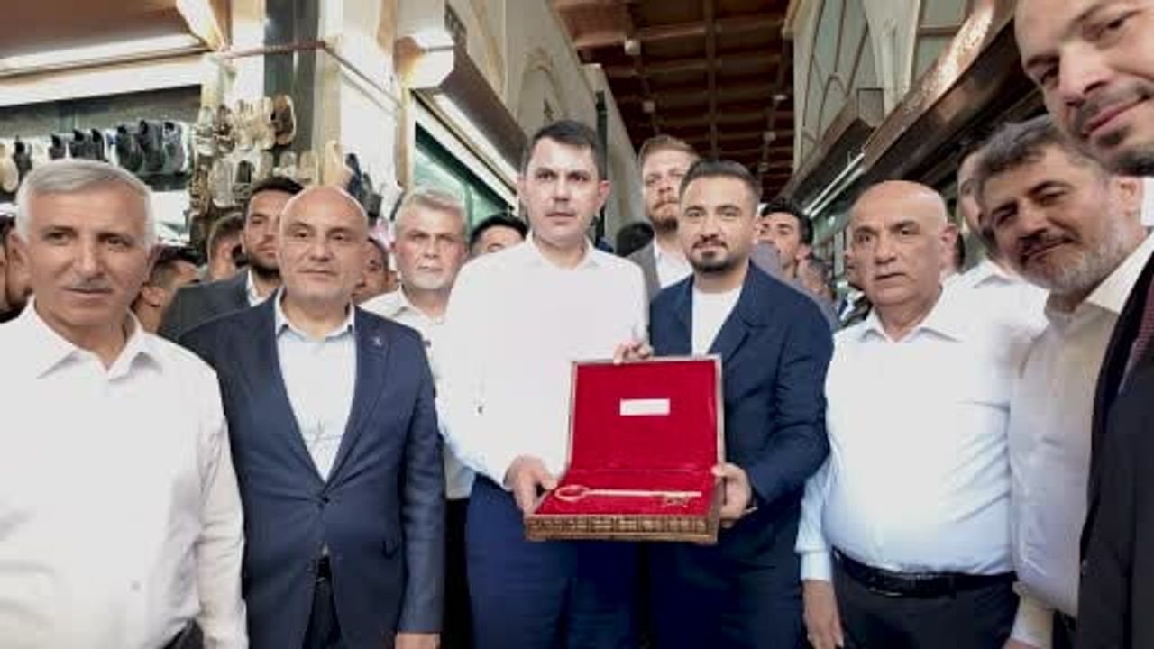 Kahramanmaraş'ta Kapalıçarşı yeniden canlandı: esnaf yeni iş yerlerinin sevincini paylaştı