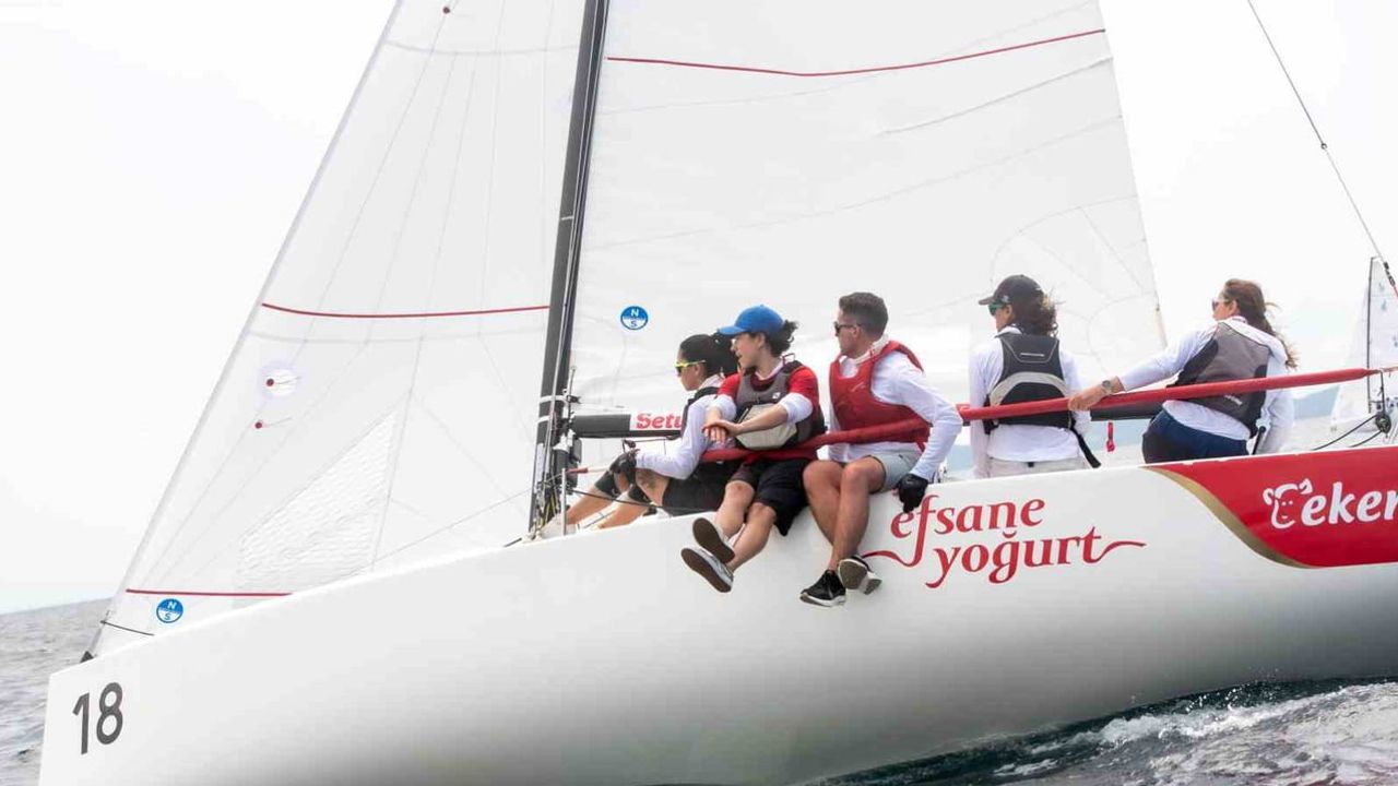 Kalamış'ta rüzgârı yakala: TAYK - Eker Olympos Regatta 10 günlük maratonla başladı
