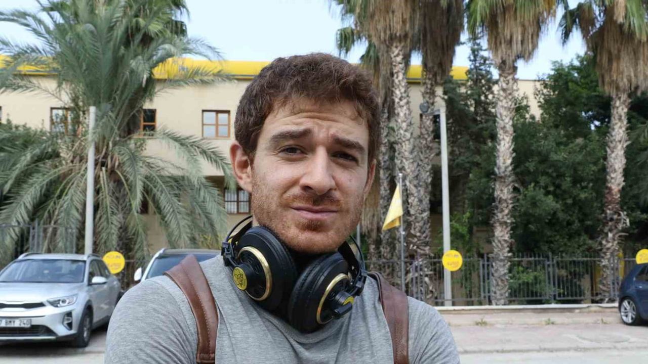 Kaldırımlar işgal edildiğini görünce isyan etti: 'tekerlekli sandalyeli olsam oturur ağlardım'