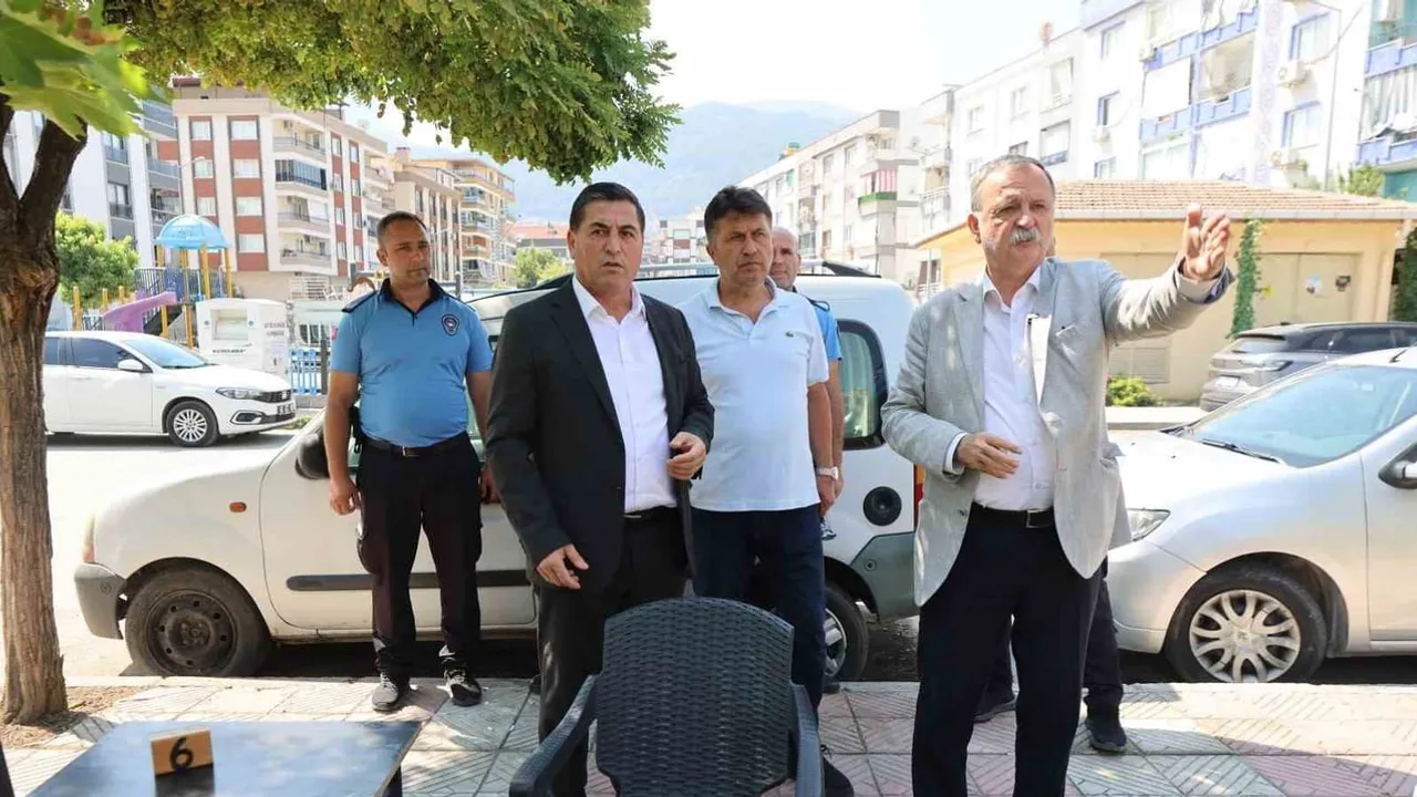 Kamusal yeşil alanlarda taviz yok: Yunusemre'de kıraathanelere sıkı denetim