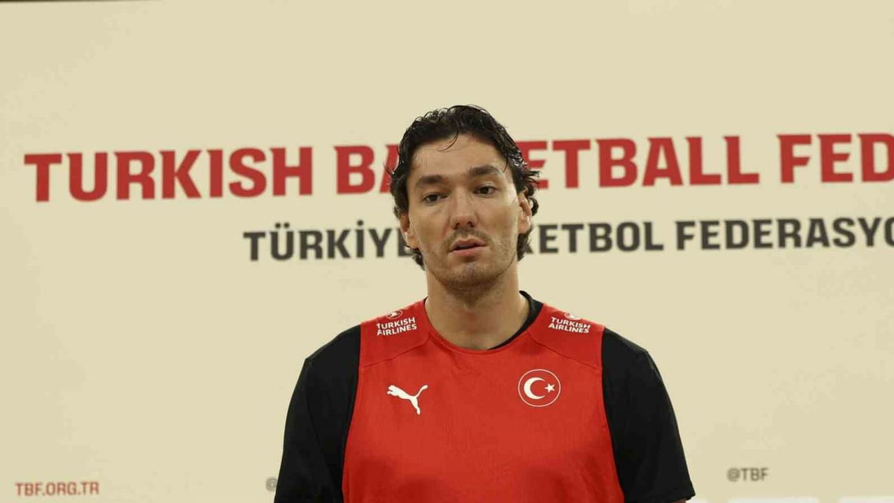 Kaptan Cedi Osman: taraftarımızın önünde zorlu Litvanya sınavı