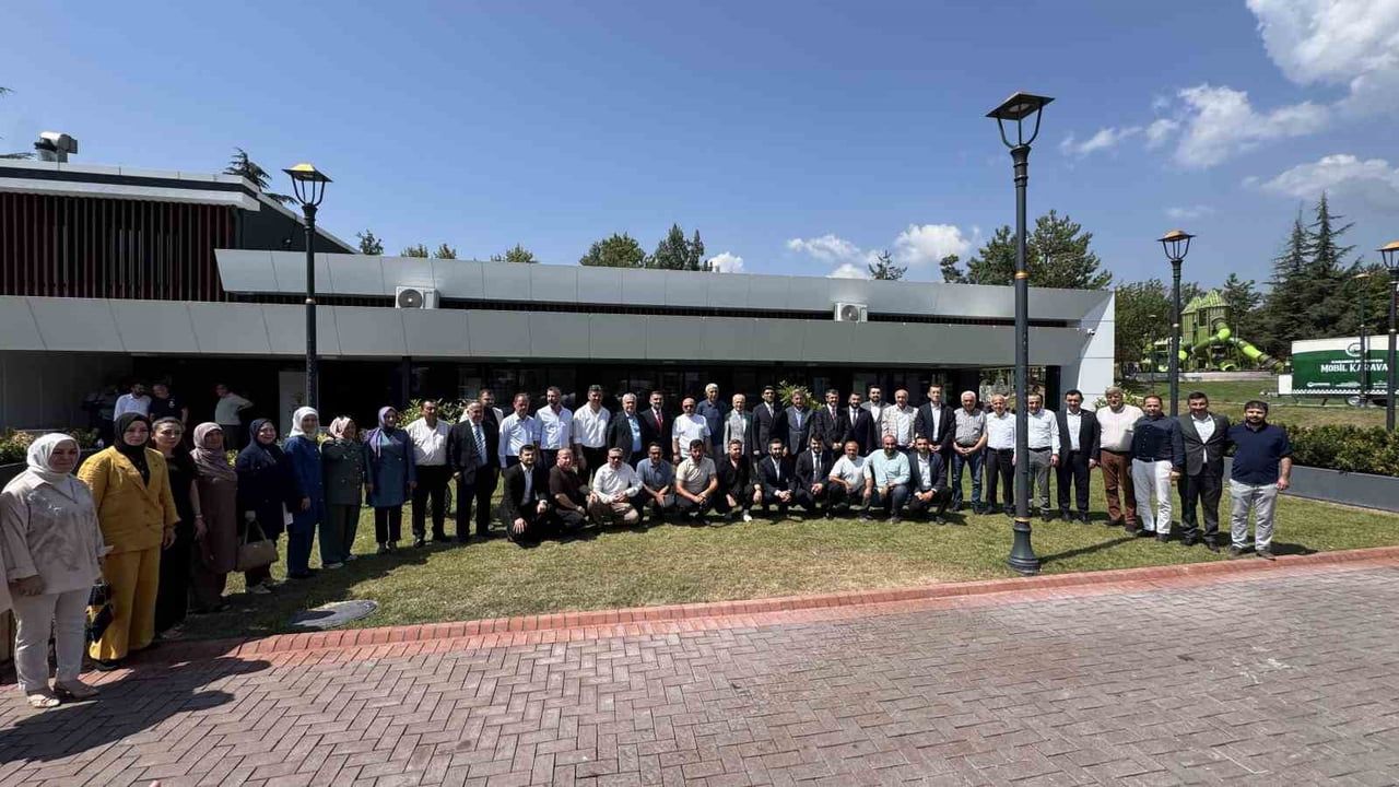 Karabük'te 3-4 yıl öncesinin gündemi geride kaldı, vekil Şahin çözüm adımlarını anlattı
