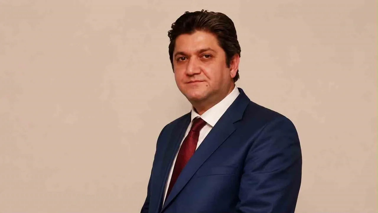 Karabük'te CHP'de yeni dönem: Burak Onur Gündüz il başkanı