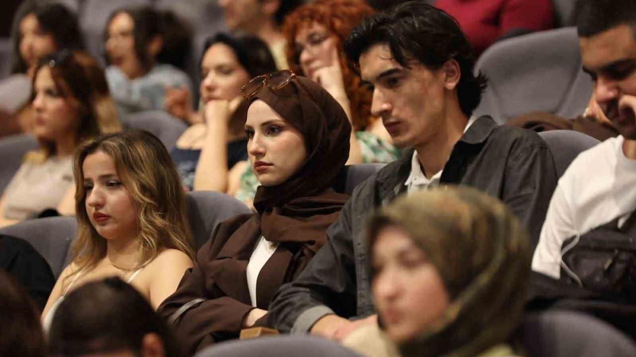 Karabük Üniversitesi öğrencilerinin 'Ahraz' belgeseli festivalde birinci oldu