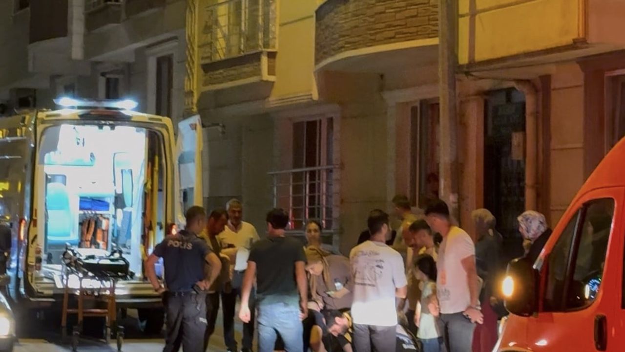 Karacabey'de yola fırlayan çocuğa minibüs çarptı, hastaneye kaldırıldı