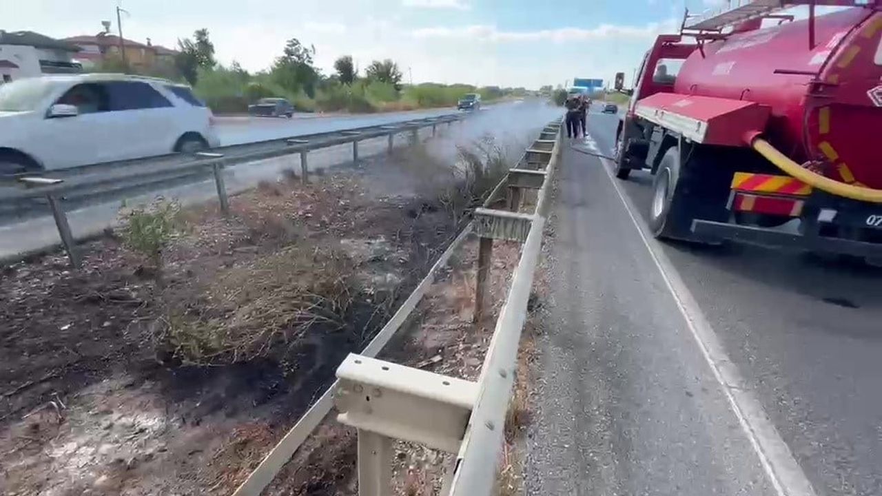 Karacalar'da izmarit şüphesiyle refüjde yangın çıktı