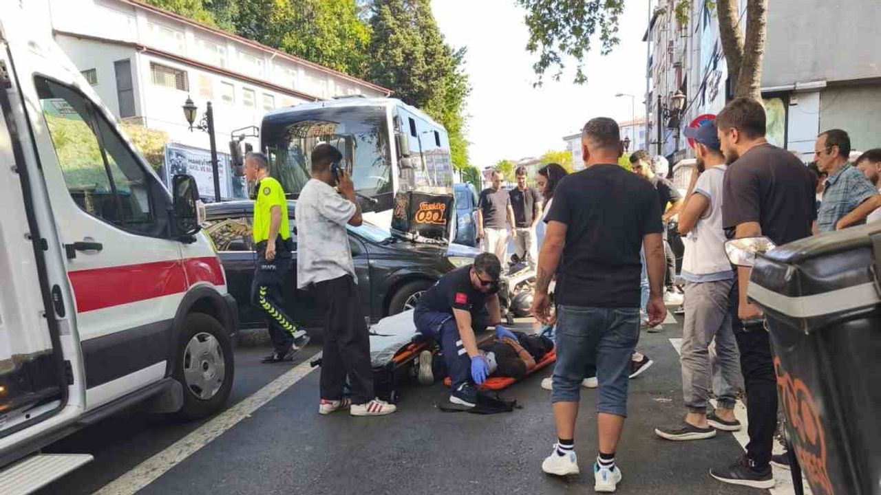 Karadeniz Ereğli'de yasak dönüş iddiasıyla kaza: kurye yaralandı
