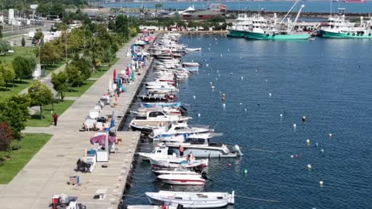 Karadeniz palamutuna umut veren hazırlıklar: Samsunlu balıkçılar sezona hazırlanıyor