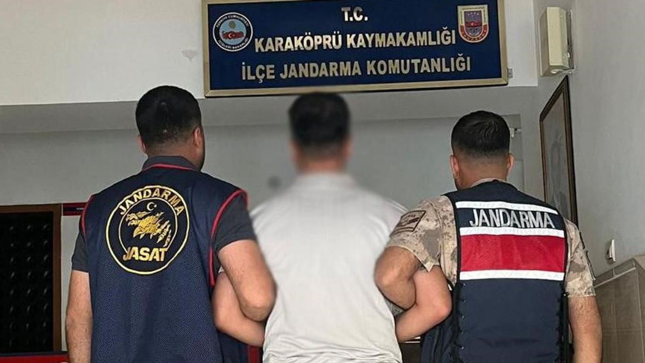 Karaköprü'de kamu görevlisi kılığına giren ve hapis cezası bulunan şüpheli yakalandı