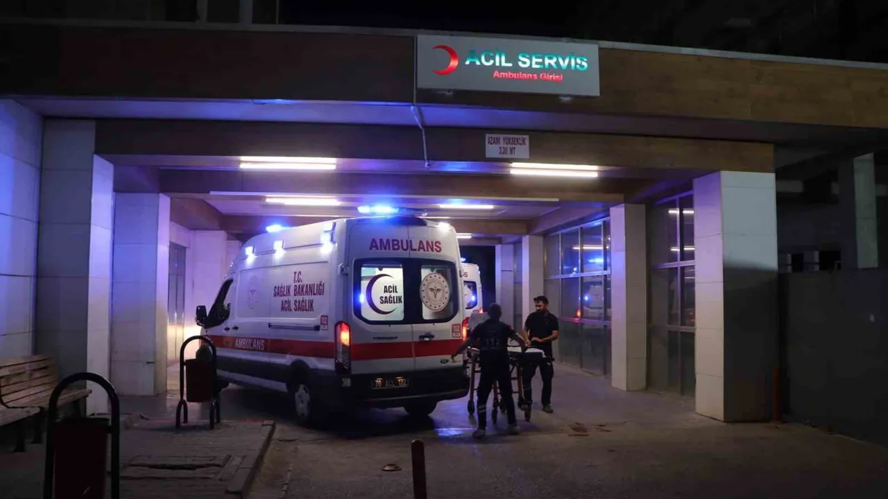 Karaman Çavuşpınarı yakınlarında patika yol kazası: iki kişi hastanede