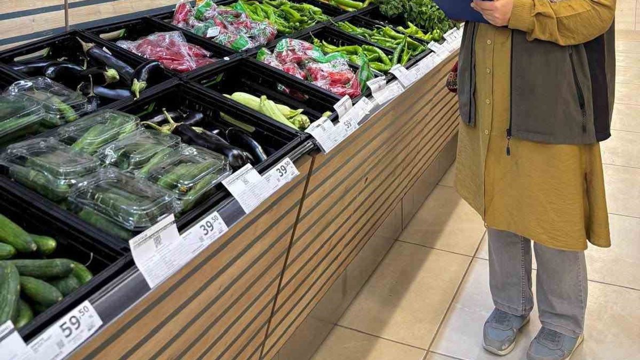 Karapınar'da üretici-tüketici zincirinde fiyatlar TÜFİS ile takip ediliyor