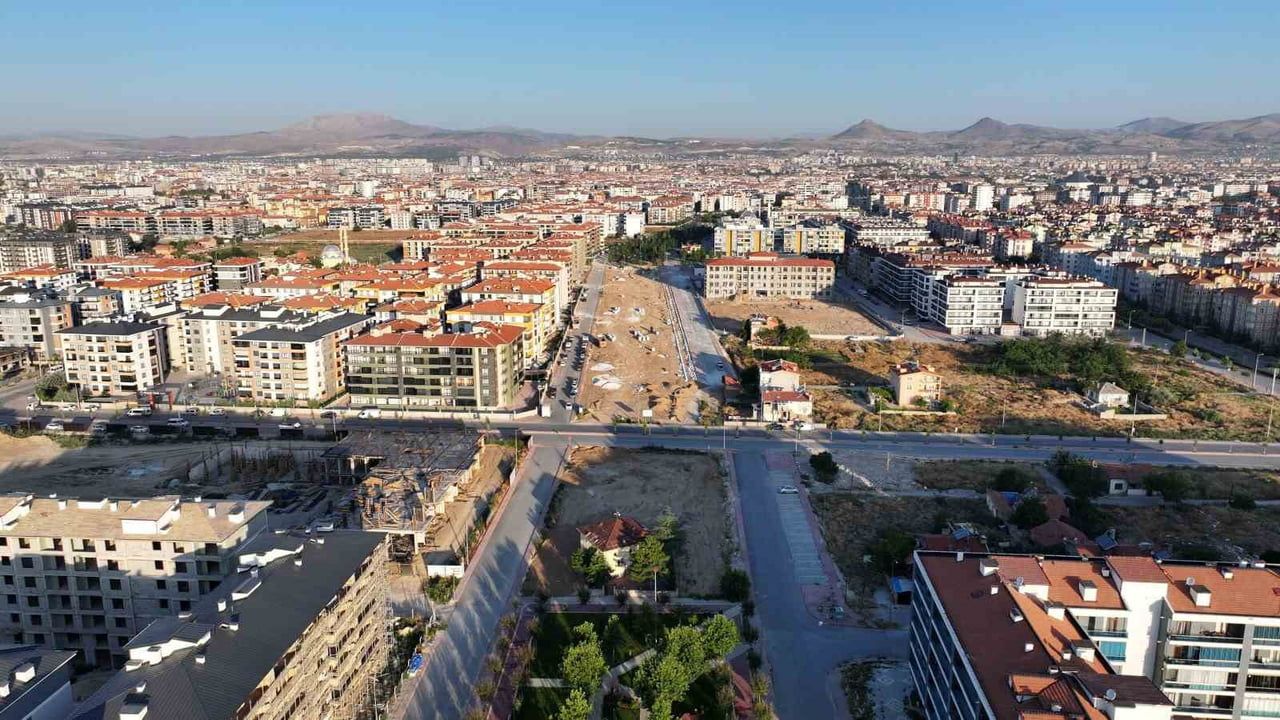 Karatay’a dört yeni yeşil kuşak parkla nefes aldırıyor