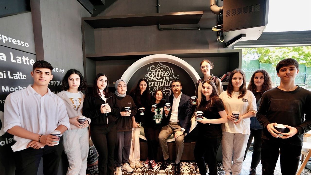 Kartal’da sosyal buluşma ağını genişletme hamlesi: Gezegen Kafe sayısı 14’e çıkıyor
