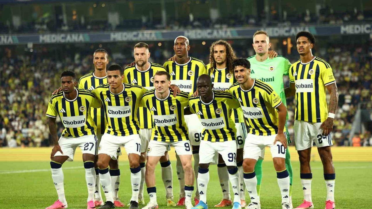 Kartal'ın iki değişikliği: Kante ve Greenwood 11'de