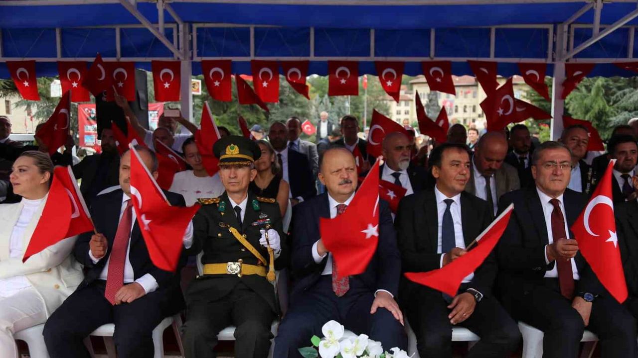 Kastamonu'da komando gösterisi zafer kutlamalarına damga vurdu
