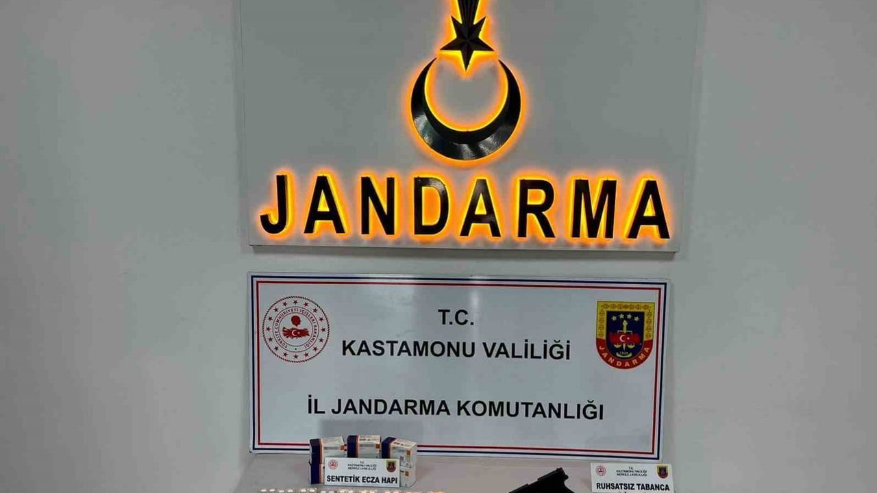 Kastamonu'da sentetik ecza ve metamfetamin operasyonu: 18 gözaltı, 1 tutuklama