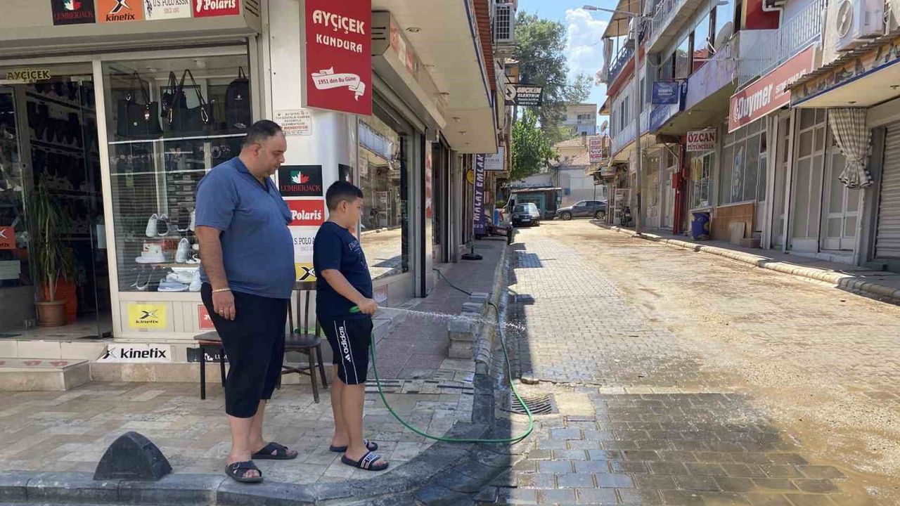 Kavurucu sıcaklar Alaşehir’in günlük yaşamını zorluyor