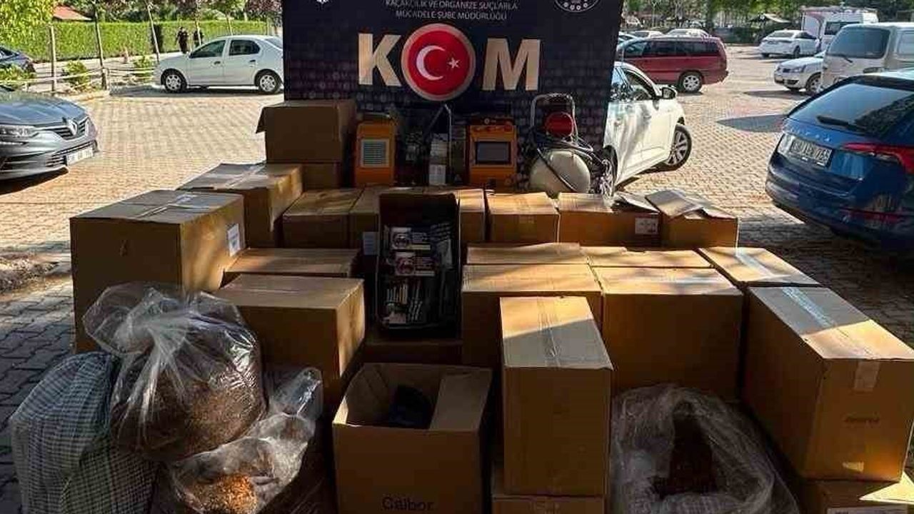 Kayseri'de evde kaçak sigara üretim hattı ortaya çıkarıldı