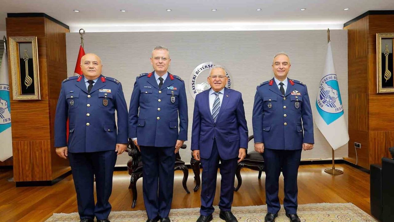 Kayseri'de güvenlik iş birliği öne çıktı: yeni Hava Kuvvetleri komutanları konuk edildi